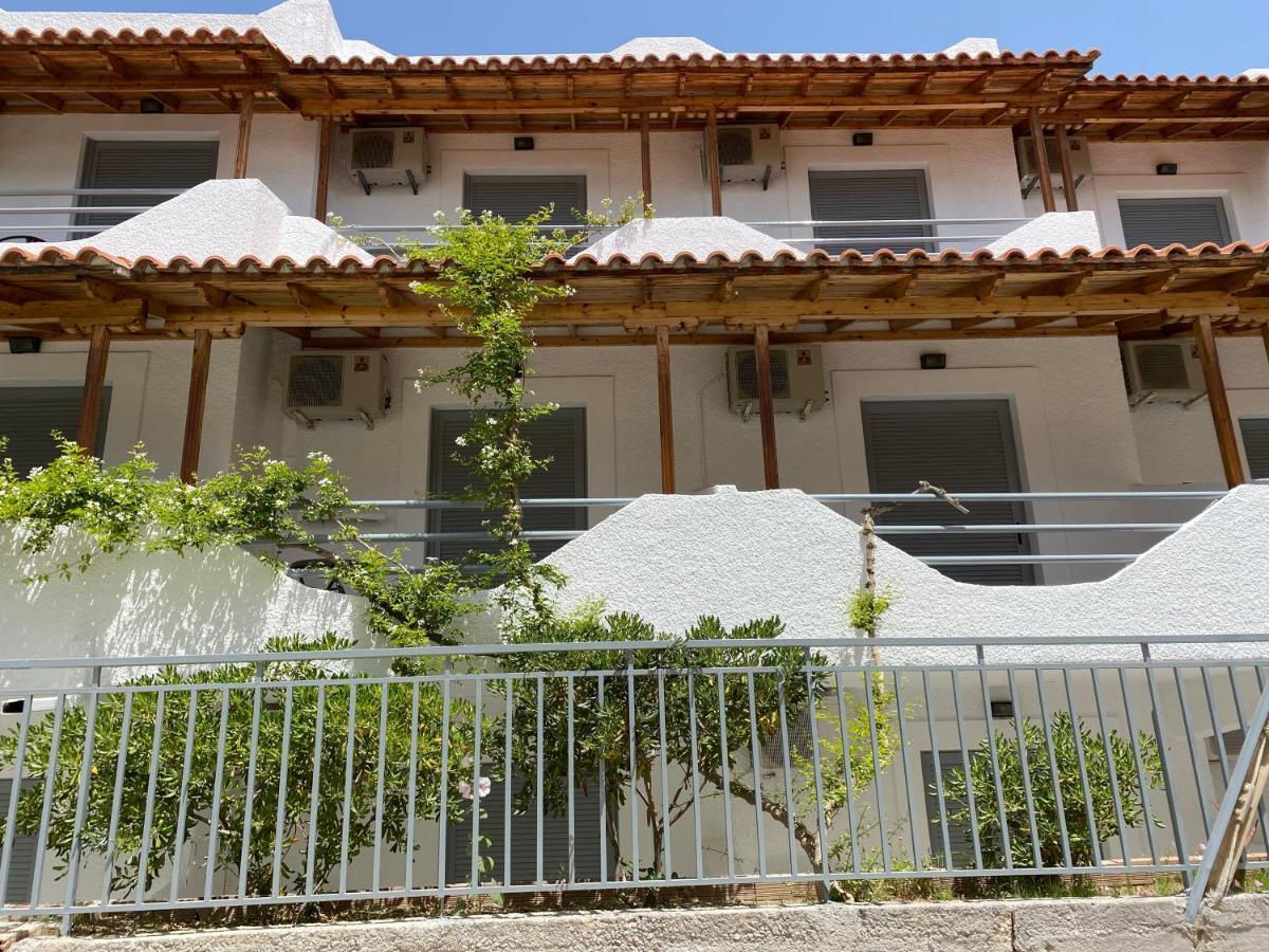 Hotel Georgina Agia Marina  Exterior foto